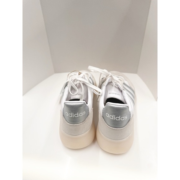 NWT Adidas Grey White Barreda Decode Tennis Sneakers, Size 9.5 - Picture 6 of 12